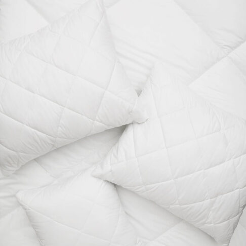 pillows white pocket